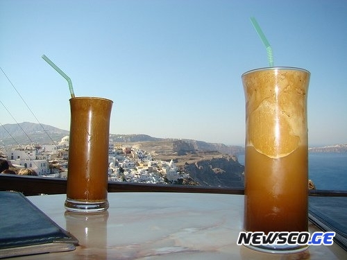 ბერძნული ფრაპე - არომატული სასმელი ყავით